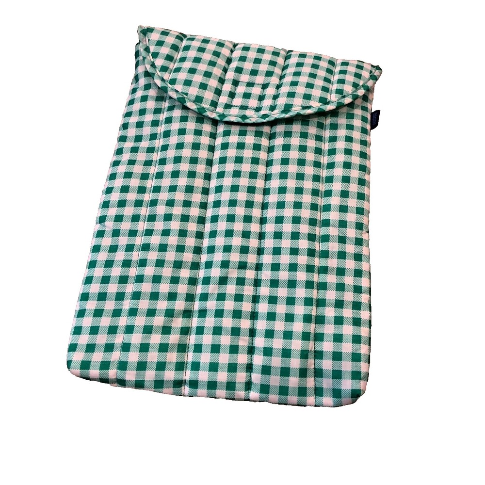 BAGGU Green and White Checkered Padded Laptop Sleeve